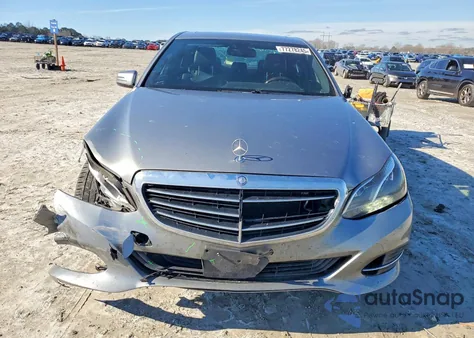 2014 Mercedes-Benz E 350 4Matic z USA, uszkodzony, nr VIN WDDHF8JBXEA971031